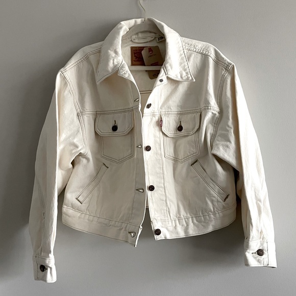 Levi's Jackets & Blazers - Levi Jean Jacket